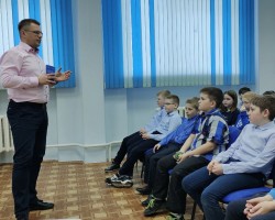 Сотрудники издательства «Адукацыя і выхаванне» посетили библиотеку № 14 им. Ф. Богушевича. Сотрудники издательства «Адукацыя і выхаванне» посетили библиотеку № 14 им. Ф. Богушевича.